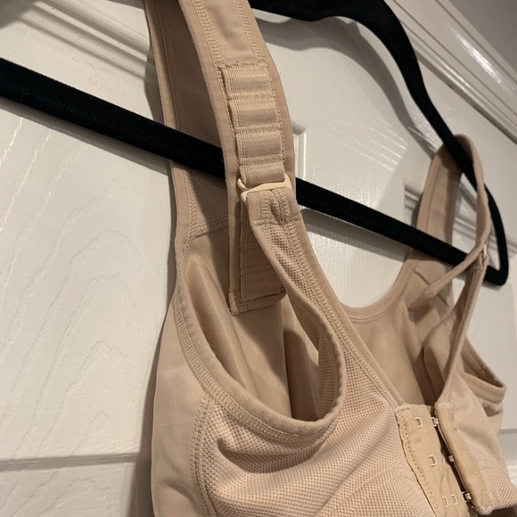 Wacoal Unlined Bra - Picture 3 of 4